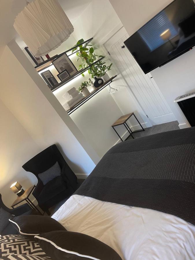 Crown Street Room Only Accommodation Seahouses Bagian luar foto