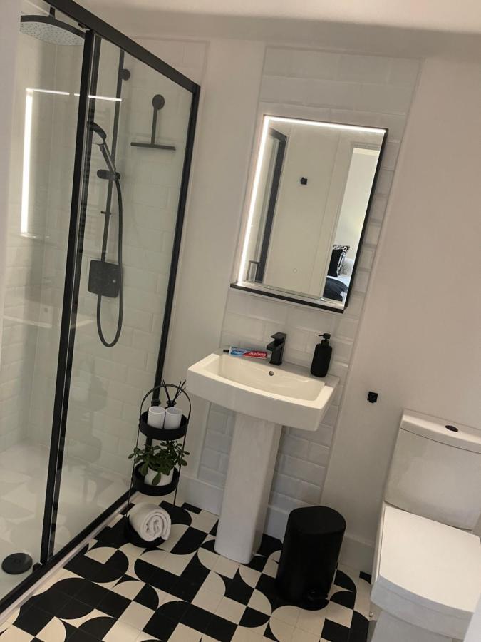 Crown Street Room Only Accommodation Seahouses Bagian luar foto